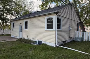 1600 37th Ave NE, Minneapolis, MN 55421 - Photo 21