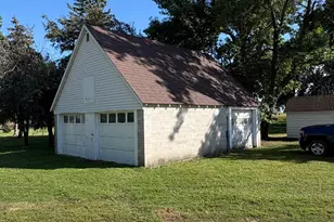 1030 1st St W, Montevideo, MN 56265 - Photo 29