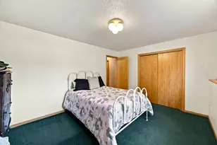 1701 33 1/2 Street S, Moorhead, MN 56560 - Photo 27