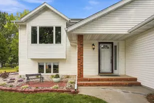 1701 33 1/2 Street S, Moorhead, MN 56560 - Photo 3