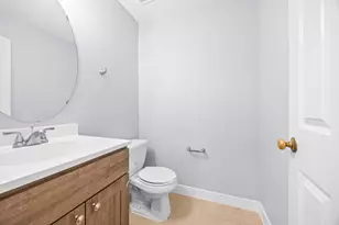 1686 Village Trail E, Maplewood, MN 55109 - Photo 13