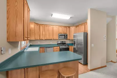 17800 Townline Road, Minnetonka, MN 55345 - Photo 9