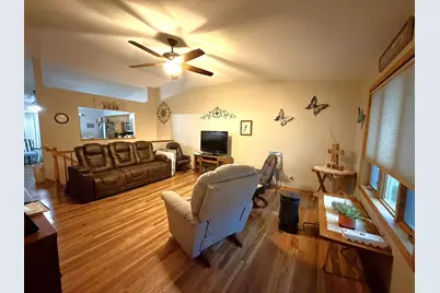 140 Orchard Manor Drive SE, Plainview, MN 55964 - Photo 7