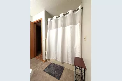 140 Orchard Manor Drive SE, Plainview, MN 55964 - Photo 13