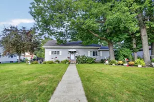 316 Congdon St, Coleraine, MN 55722 - Photo 3