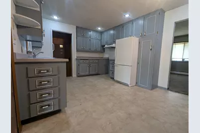 518 Sunrise Avenue, Paynesville, MN 56362 - Photo 3