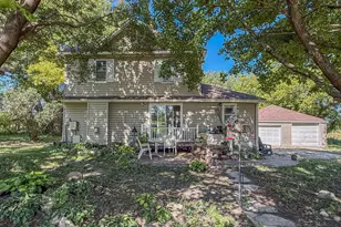18413 60th St SW, Prinsburg, MN 56281 - Photo 11