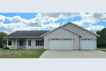 386 Lake Avenue NE, Clearbrook, MN 56634 - Photo 1