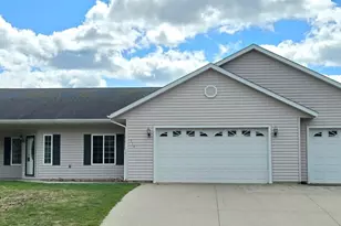 386 Lake Ave NE, Clearbrook, MN 56634 - Photo 1
