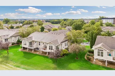 516 Holly Lane N, Oakdale, MN 55128 - Photo 3