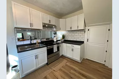 216 6th Street NE, Long Prairie, MN 56347 - Photo 5