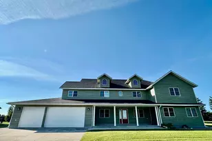 310 7th St SW, Roseau, MN 56751 - Photo 3