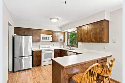 7158 Upper 139th Street W, Apple Valley, MN 55124 - Photo 11