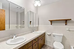 7158 Upper 139th St W, Apple Valley, MN 55124 - Photo 17