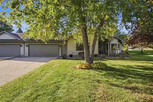 2206 Brookwood Ct, Fergus Falls, MN 56537 - Photo 3