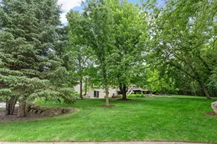 940 Trail Ct, Eagan, MN 55123 - Photo 45