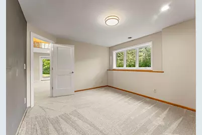 940 Trail Court, Eagan, MN 55123 - Photo 33