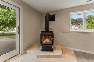 940 Trail Ct, Eagan, MN 55123 - Photo 29