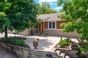 940 Trail Ct, Eagan, MN 55123 - Photo 49