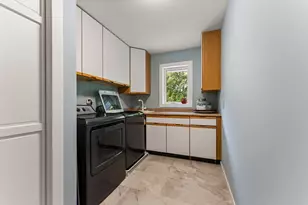 940 Trail Ct, Eagan, MN 55123 - Photo 25