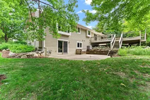 940 Trail Ct, Eagan, MN 55123 - Photo 41