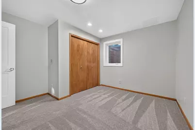 940 Trail Court, Eagan, MN 55123 - Photo 37