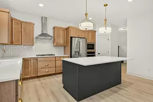 3756 Stonehedge Dr NE, Rochester, MN 55906 - Photo 9