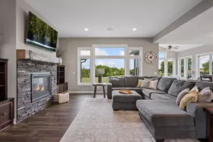 25398 Mardale Dr, Rogers, MN 55374 - Photo 5