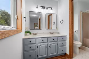 7640 Bowman Ct, Inver Grove Heights, MN 55076 - Photo 21