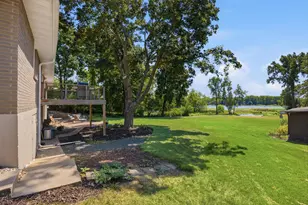 2884 W Owasso Blvd, Roseville, MN 55113 - Photo 5