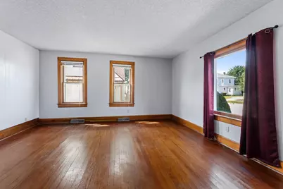 318 E Grove Street, Caledonia, MN 55921 - Photo 5