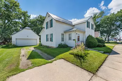 318 E Grove Street, Caledonia, MN 55921 - Photo 1