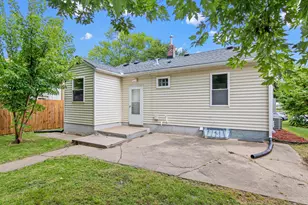 2708 Webster Ave S, Saint Louis Park, MN 55416 - Photo 25