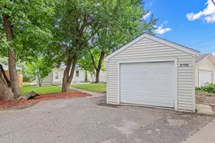 2708 Webster Ave S, Saint Louis Park, MN 55416 - Photo 27