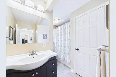 2379 Roselawn Avenue W, Lauderdale, MN 55113 - Photo 27