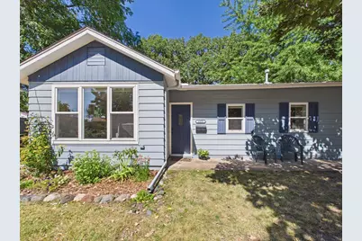 2379 Roselawn Avenue W, Lauderdale, MN 55113 - Photo 5