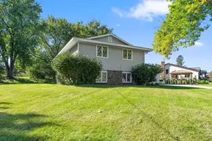 8989 Lake Jane Trail N, Lake Elmo, MN 55042 - Photo 11