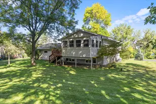 8989 Lake Jane Trail N, Lake Elmo, MN 55042 - Photo 3