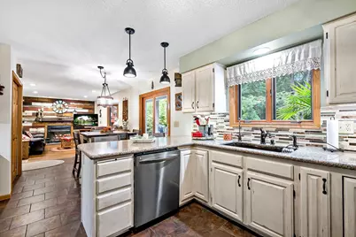 112122 Haering Lane, Chaska, MN 55318 - Photo 11
