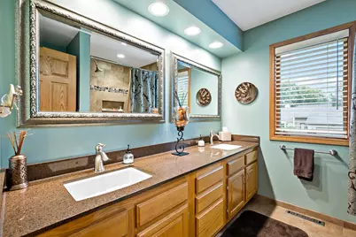 112122 Haering Lane, Chaska, MN 55318 - Photo 21