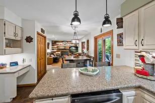 112122 Haering Ln, Chaska, MN 55318 - Photo 13