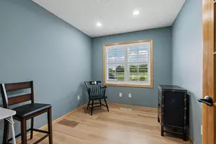 8977 Deer Run Dr, Victoria, MN 55386 - Photo 17