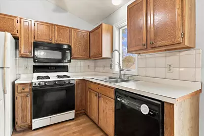 16650 Jersey Court, Lakeville, MN 55044 - Photo 5