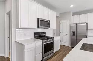 9653 4th St Ln N, Lake Elmo, MN 55042 - Photo 7