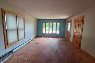 645 W 3rd St, Rush City, MN 55069 - Photo 5