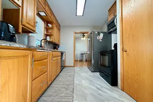 821 Turner St, Worthington, MN 56187 - Photo 17