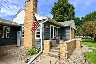 821 Turner St, Worthington, MN 56187 - Photo 5