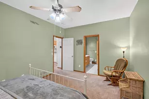 8011 Everest Ln N, Maple Grove, MN 55311 - Photo 13