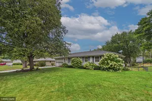 2728 Sunset Ln, Burnsville, MN 55337 - Photo 3