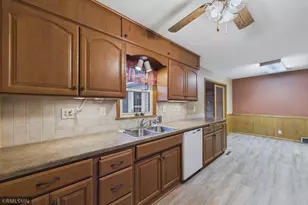 2728 Sunset Ln, Burnsville, MN 55337 - Photo 7